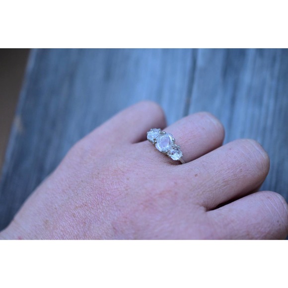 Raw Crystal Ring, Raw Stone Ring, Rings for Women, Stacking Ring, Raw Ge… - Picture 5 of 7